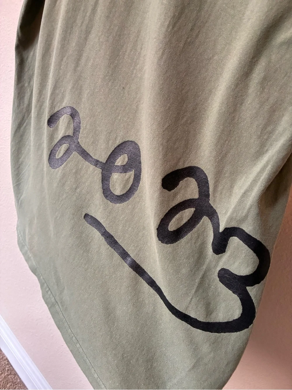 Olive Star Graphic Short Sleeve Tee - Picture 3 of 4